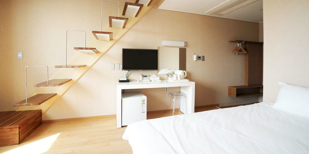 Hotel Ciel Bleu Jeju Buitenkant foto