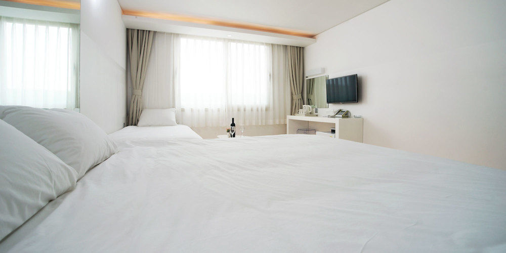 Hotel Ciel Bleu Jeju Buitenkant foto