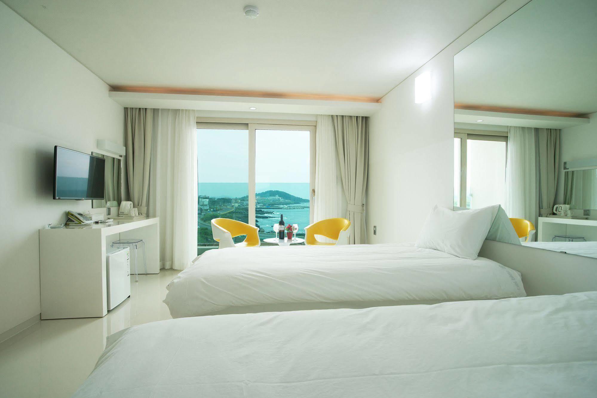 Hotel Ciel Bleu Jeju Buitenkant foto